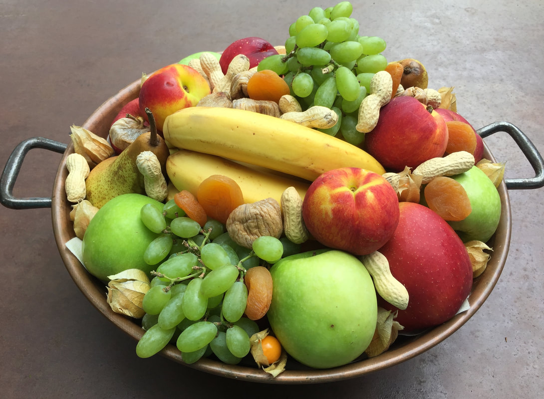 corbeille de fruits, carte sucrée, fruits de saison, local, traiteur fribourg