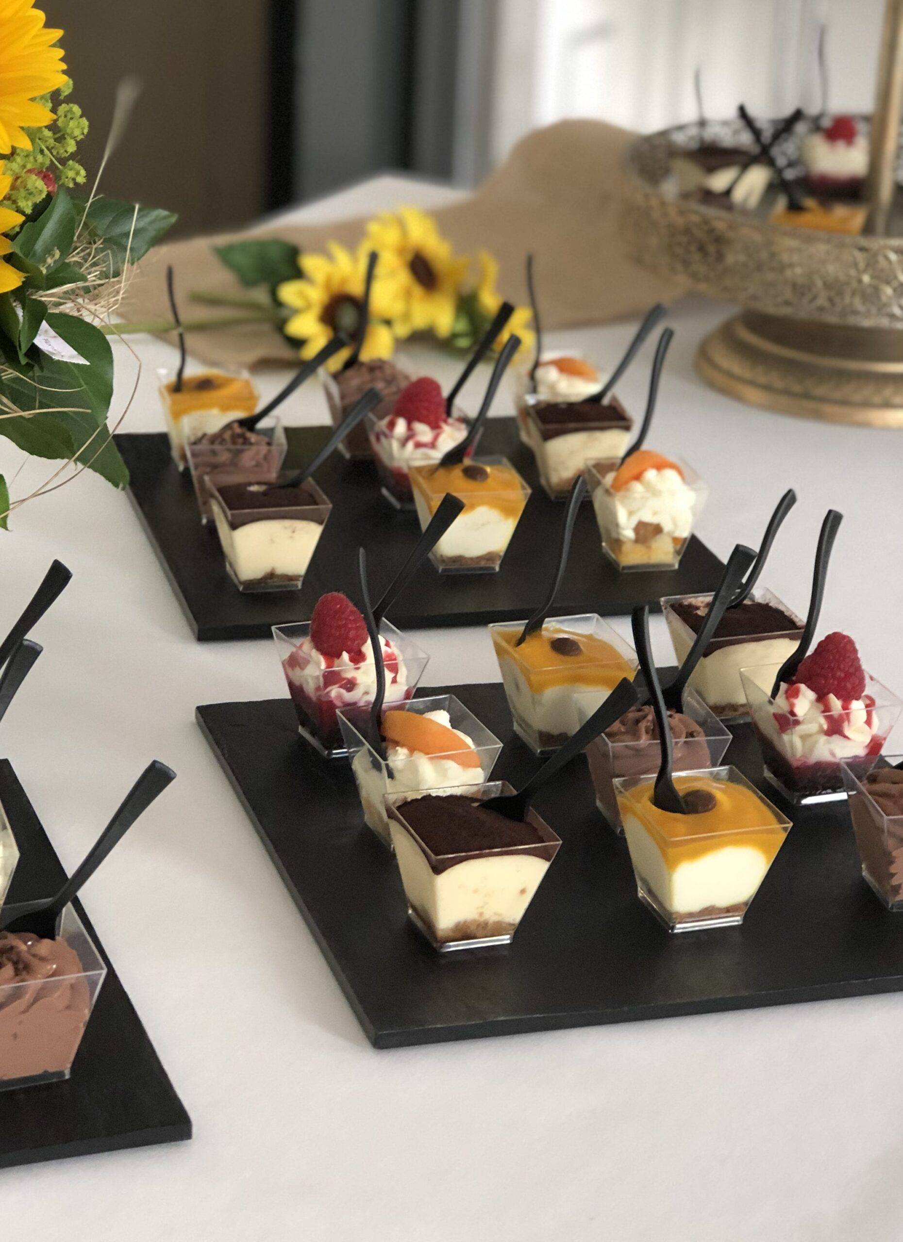 Verrines sucré, tiramisu, panacotta, cupcakes, anniversaire, événement, traiteur fribourg